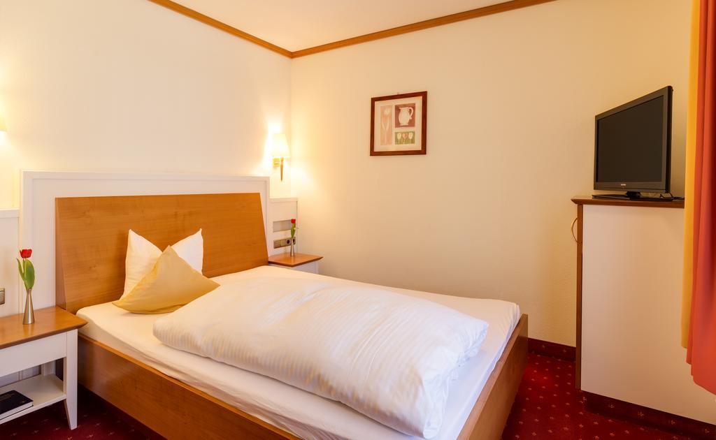 Hotel Promenade Herrsching am Ammersee Exterior foto